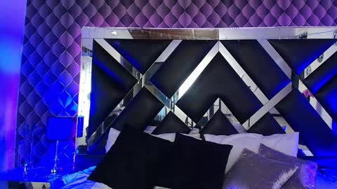 victtoria lee online show from 03/18/26, 07:17