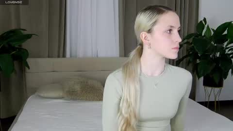 ViDelta online show from 03/23/26, 04:44