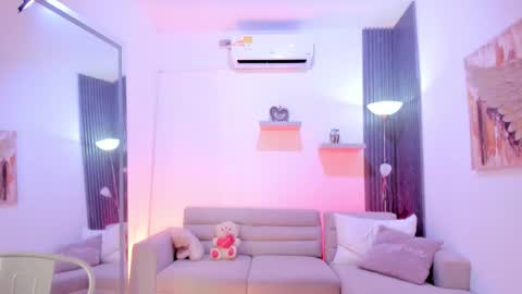 vienah_louis online show from 02/25/26, 02:54