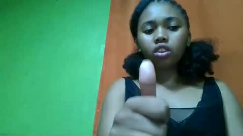Snapshot of vierge28430 chatting on 05/10/26, 07:46 vierge28430 online show from 05/10/26, 07:46