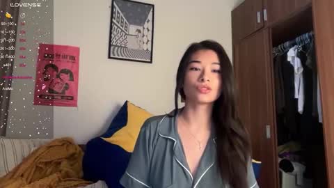 Snapshot of vietwhhore chatting on 01/16/26, 05:00 vietwhhore online show from 01/16/26, 05:00