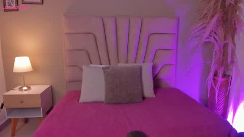 Victoria  online show from 02/23/26, 11:51