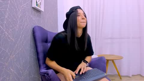 Snapshot of viictoriiasaenz chatting on 01/11/26, 01:54 viictoriiasaenz online show from 01/11/26, 01:54