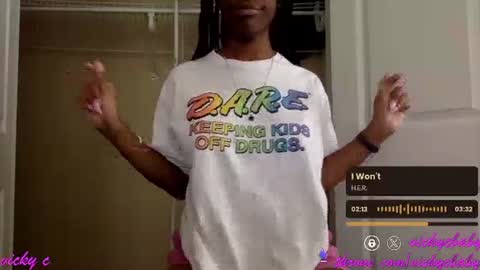 Snapshot of viiickyyy chatting on 02/13/25, 04:17 Vicky C Vicky V - Vicky C Baby Baby Vee - Schoolgurl V - V the Qween of Edging - Miss Vicky if U Nasty online show from 02/13/25, 04:17