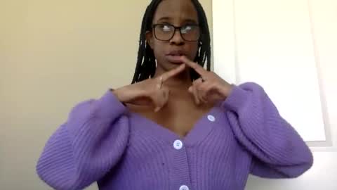 Snapshot of viiickyyy chatting on 02/28/25, 07:14 Vicky C Vicky V - Vicky C Baby Baby Vee - Schoolgurl V - V the Qween of Edging - Miss Vicky if U Nasty online show from 02/28/25, 07:14