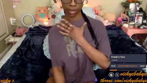 Snapshot of viiickyyy chatting on 10/14/25, 05:03 Vicky C Vicky V - Vicky C Baby Baby Vee - Schoolgurl V - V the Qween of Edging - Miss Vicky if U Nasty online show from 10/14/25, 05:03