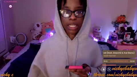 Snapshot of viiickyyy chatting on 10/26/25, 11:09 Vicky C Vicky V - Vicky C Baby Baby Vee - Schoolgurl V - V the Qween of Edging - Miss Vicky if U Nasty online show from 10/26/25, 11:09