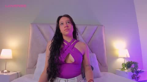 VIOLET MOON online show from 03/03/26, 07:20