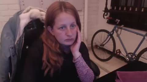 Snapshot of viioletamora chatting on 02/06/25, 08:13 Violeta online show from 02/06/25, 08:13