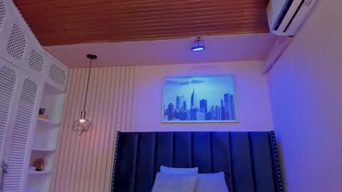 Viiolett online show from 09/20/25, 08:54