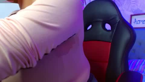 viioleta online show from 11/25/25, 12:27