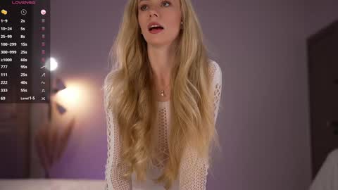 vika54784 online show from 11/20/25, 03:39