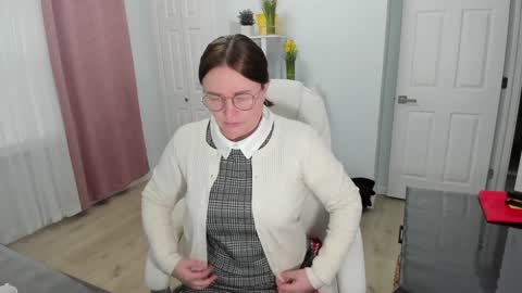 Ukrainian-woman online show from 02/06/25, 03:09