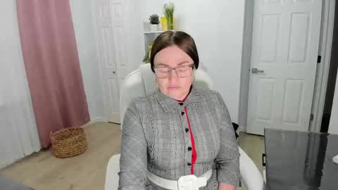 Ukrainian-woman online show from 02/18/25, 12:06