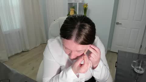 Ukrainian-woman online show from 03/10/25, 02:37