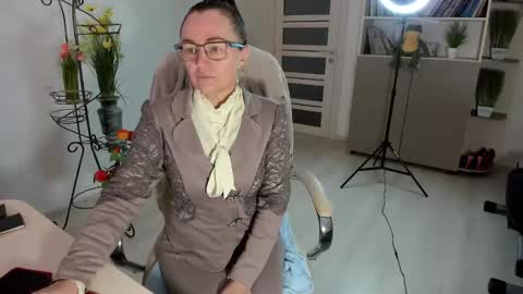 Snapshot of vika7333 chatting on 01/06/26, 07:12 Ukrainian-woman online show from 01/06/26, 07:12