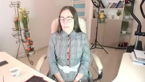 Snapshot of vika7333 chatting on 02/03/26, 06:40 Ukrainian-woman online show from 02/03/26, 06:40