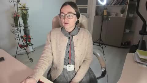 Snapshot of vika7333 chatting on 02/04/26, 06:08 Ukrainian-woman online show from 02/04/26, 06:08
