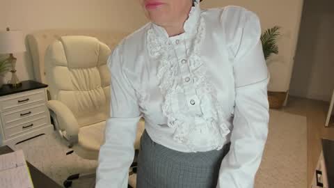 Snapshot of vika7333 chatting on 04/07/26, 11:54 Ukrainian-woman online show from 04/07/26, 11:54