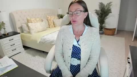 Snapshot of vika7333 chatting on 06/02/26, 09:22 Ukrainian-woman online show from 06/02/26, 09:22