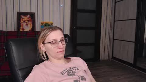 Vika online show from 03/18/26, 06:22