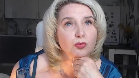 Vikaohair online show from 04/15/26, 08:10