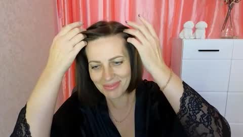 Snapshot of vikasoul chatting on 10/01/25, 09:37 Vika online show from 10/01/25, 09:37