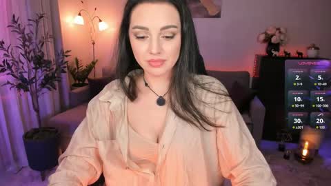Snapshot of vikibellson chatting on 05/15/26, 07:54 Viki Bellson online show from 05/15/26, 07:54