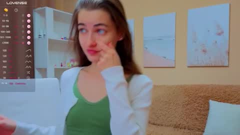 vikiberry online show from 10/03/25, 10:01