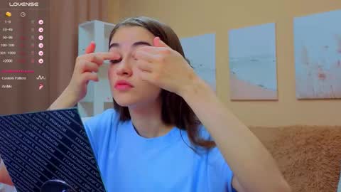 vikiberry online show from 10/18/25, 04:04