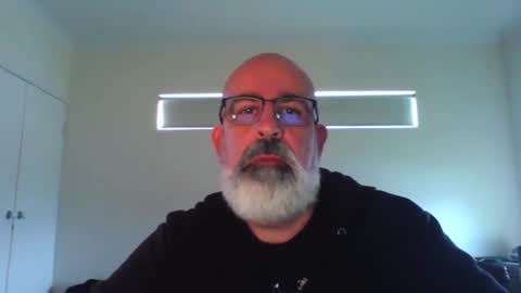 Snapshot of viking666aaa chatting on 09/13/25, 01:38 Viking666 here to play not to pay ladies online show from 09/13/25, 01:38