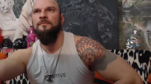 Snapshot of viking_me chatting on 01/03/25, 04:16 viking online show from 01/03/25, 04:16