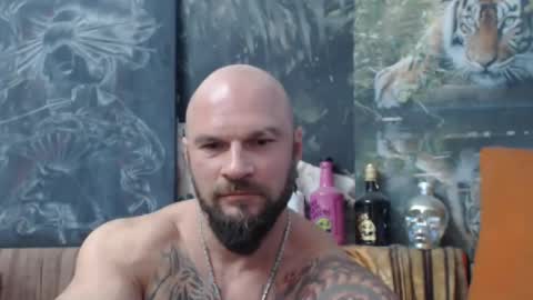 Snapshot of viking_me chatting on 10/04/25, 03:21 viking online show from 10/04/25, 03:21