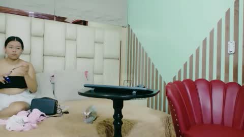 vikiTomson online show from 03/18/26, 12:41