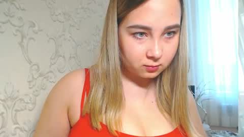 Snapshot of vikiwaitingforyou chatting on 05/08/26, 09:03 Vitoria online show from 05/08/26, 09:03