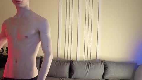 Snapshot of viksons chatting on 02/18/26, 08:49 Max online show from 02/18/26, 08:49