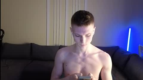 Snapshot of viksons chatting on 03/01/26, 04:20 Max online show from 03/01/26, 04:20