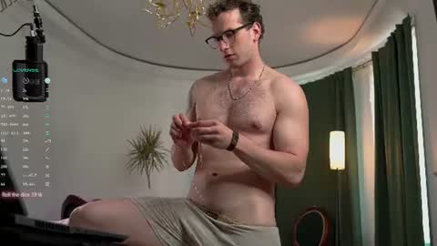 Snapshot of viktor_secret chatting on 06/25/26, 01:04 fansly VITEKsecret online show from 06/25/26, 01:04