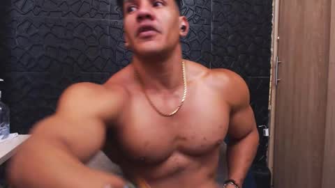 Viktor Herrera online show from 10/30/25, 01:34