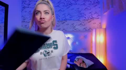 Viktoria online show from 01/20/25, 09:11