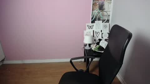 viktoria_lovely online show from 12/16/24, 10:50