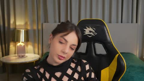 Snapshot of viktoria_storm chatting on 12/03/24, 08:39 Alisa online show from 12/03/24, 08:39