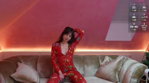 Snapshot of viktoria_storm chatting on 12/27/24, 03:37 Alisa online show from 12/27/24, 03:37