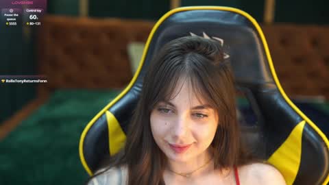 Snapshot of viktoria_storm chatting on 01/11/25, 02:09 Alisa online show from 01/11/25, 02:09