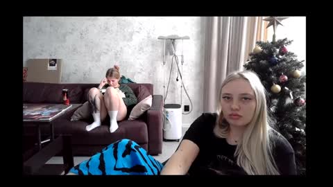 Snapshot of viktorlonsky chatting on 01/15/25, 09:56 viktorlonsky online show from 01/15/25, 09:56