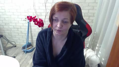 Snapshot of vikualex69 chatting on 11/16/25, 04:01 vikualex69 online show from 11/16/25, 04:01