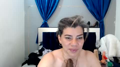 VIKY ADAMS online show from 02/10/25, 11:23