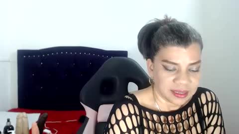 VIKY ADAMS online show from 02/20/25, 03:01