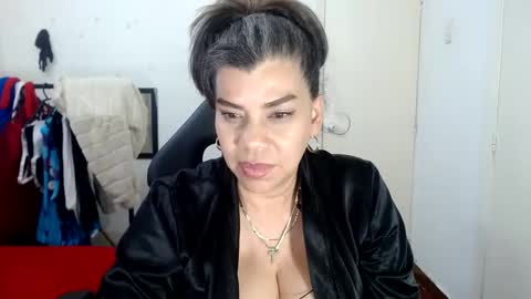 VIKY ADAMS online show from 02/26/25, 08:33