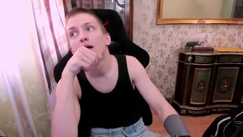 Snapshot of vince__dice chatting on 05/08/26, 06:30 Dimoooooon online show from 05/08/26, 06:30